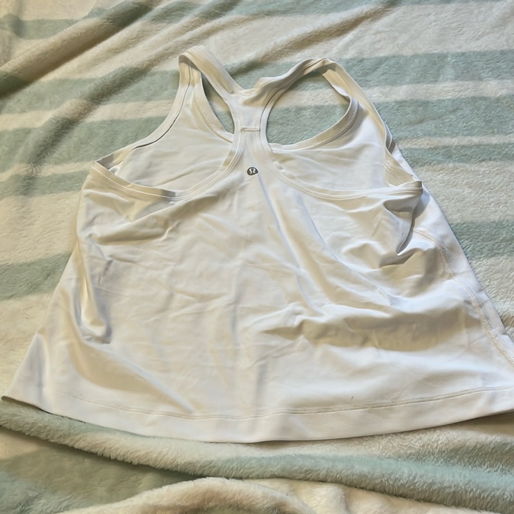LULULEMON NWOT!! NEVER. WORN.